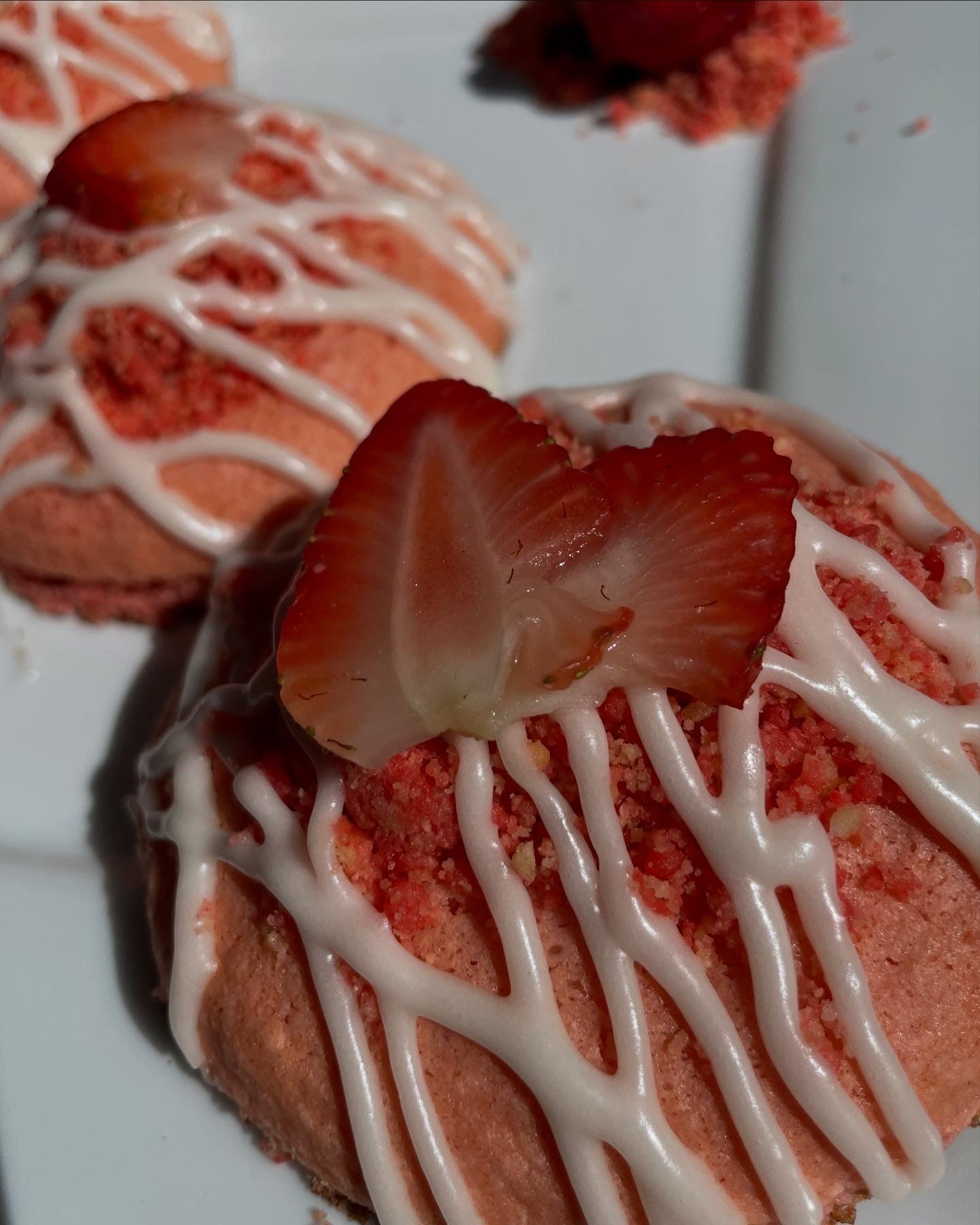 Strawberry "Crunch" Cookie w/Cheesecake Drizzle