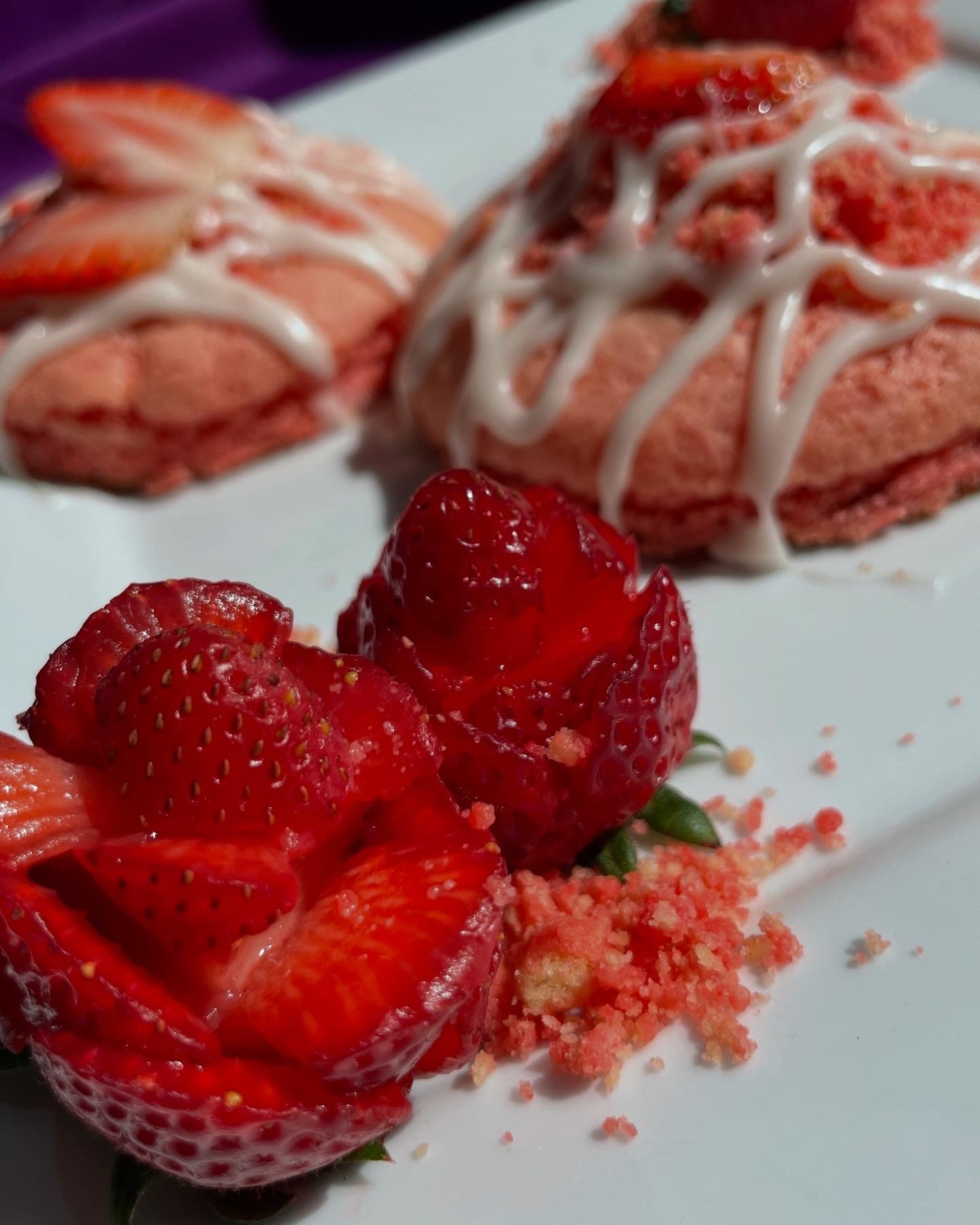 Strawberry "Crunch" Cookie w/Cheesecake Drizzle