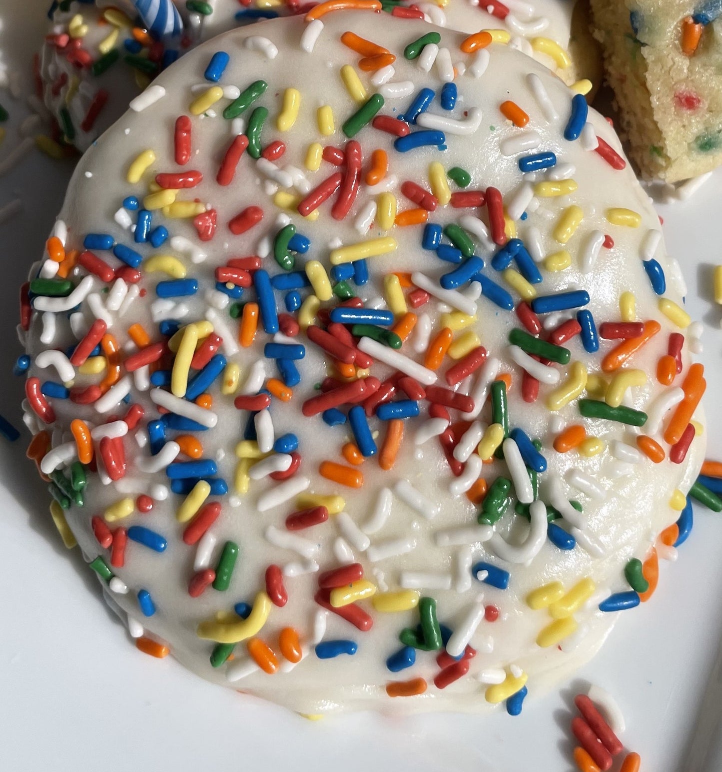 Birthday Cake Cookie Sandwhiches