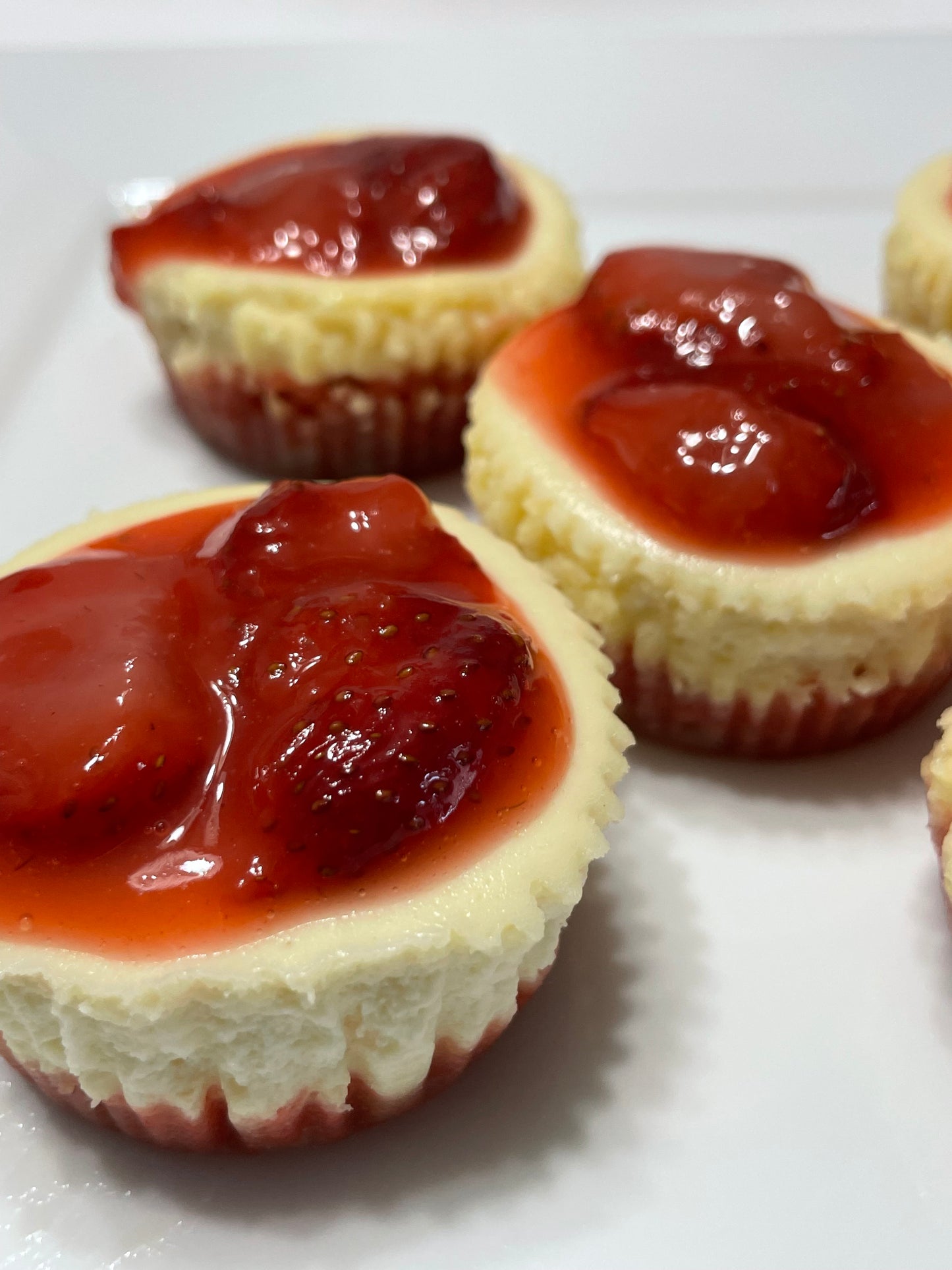 Mini Cheesecakes w/Strawberry Crunch Base