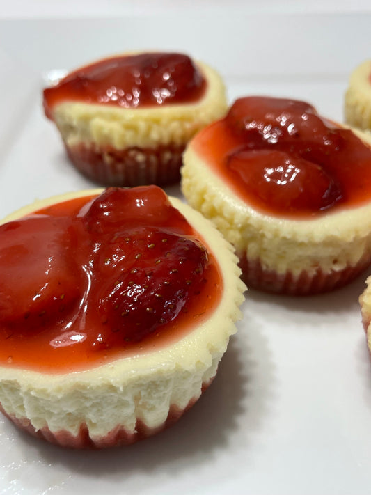 Mini Cheesecakes w/Strawberry Crunch Base