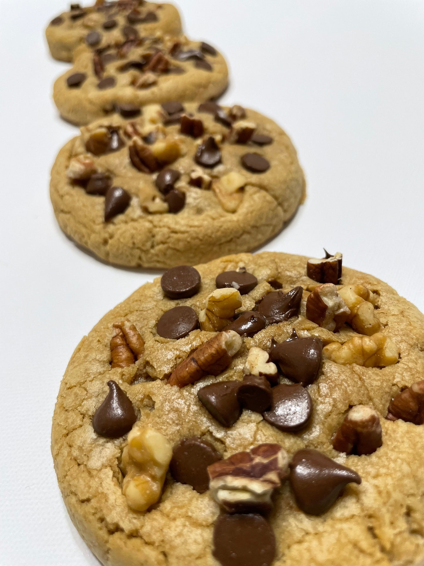 Deluxe Chocolate Chip Cookies